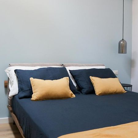 Casa Chiara Apartment เชฟาลู ภายนอก รูปภาพ